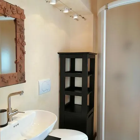 Casa Bucaneve & Ciclamino Apartment Gravedona