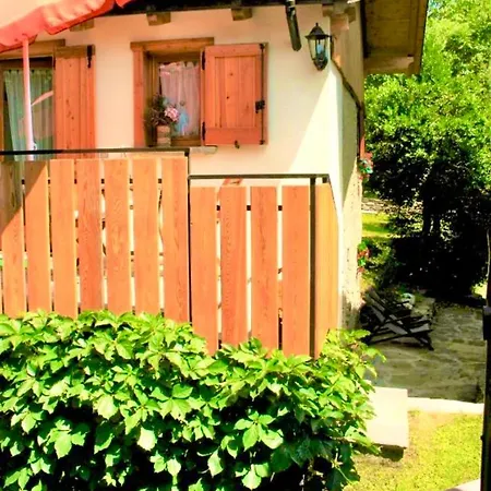 Apartment Casa Bucaneve & Ciclamino - Yourlakecomohome Gravedona