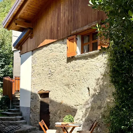 Casa Bucaneve & Ciclamino - Yourlakecomohome Apartment Gravedona