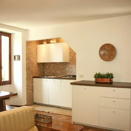 Casa Bucaneve & Ciclamino Gravedona