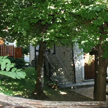 Casa Bucaneve & Ciclamino غْرافيدونا